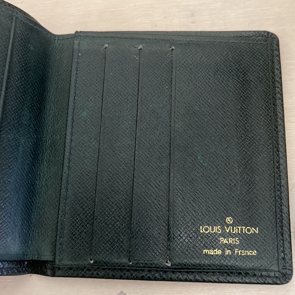 Louis Vuitton Wallet. Green. - Picture 4 of 8